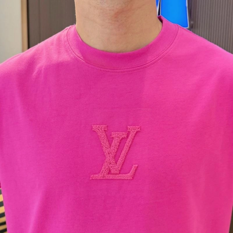 Louis Vuitton T-Shirts Affordable 132301
