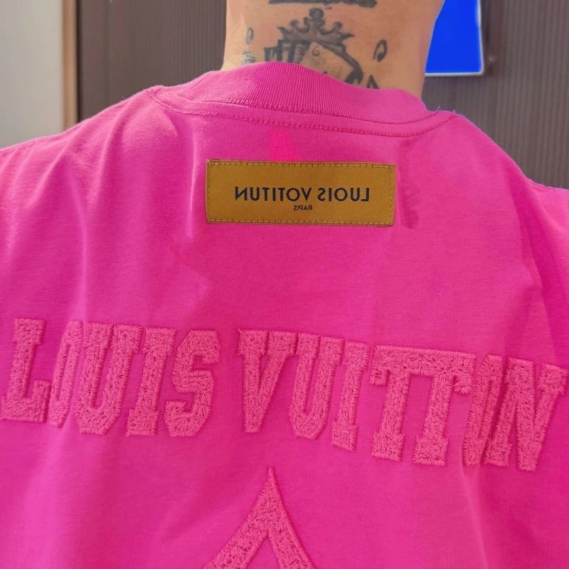 Louis Vuitton T-Shirts Affordable 132301