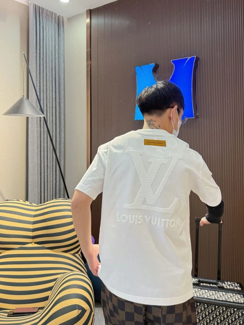 EasyMatch Louis Vuitton T-Shirts 132281