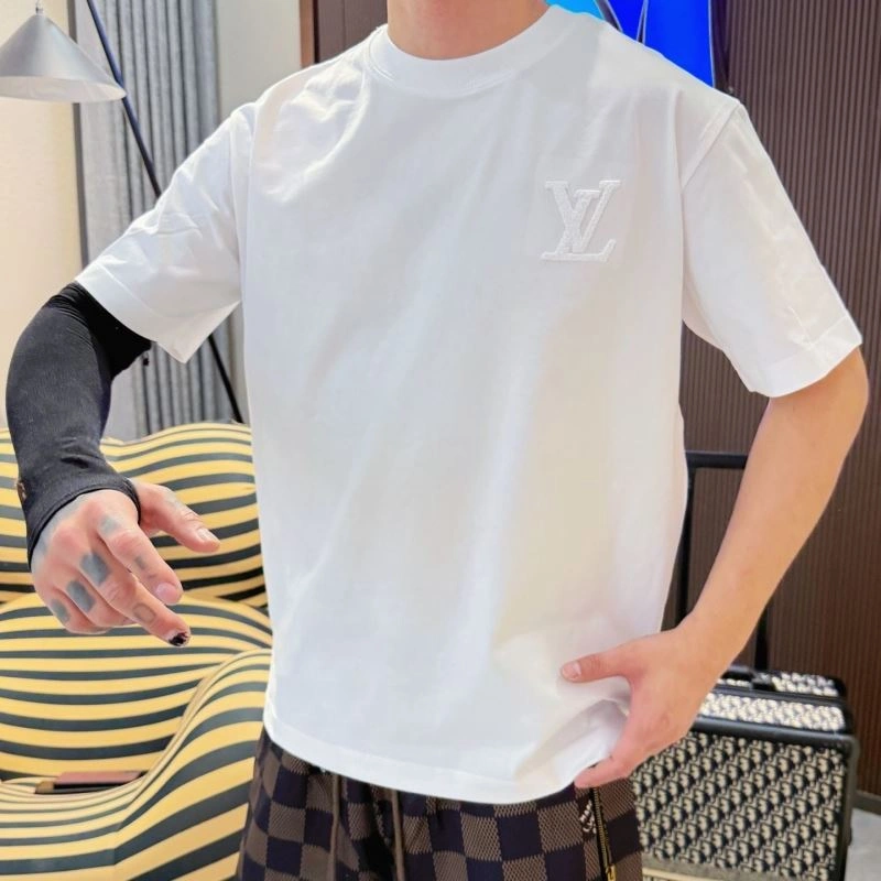 EasyMatch Louis Vuitton T-Shirts 132281