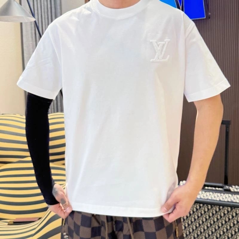 EasyMatch Louis Vuitton T-Shirts 132281