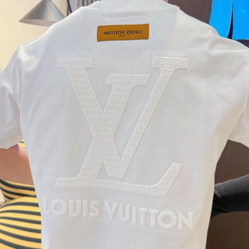 EasyMatch Louis Vuitton T-Shirts 132281