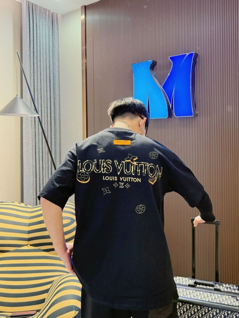 Louis Vuitton T-Shirts Classic 132279