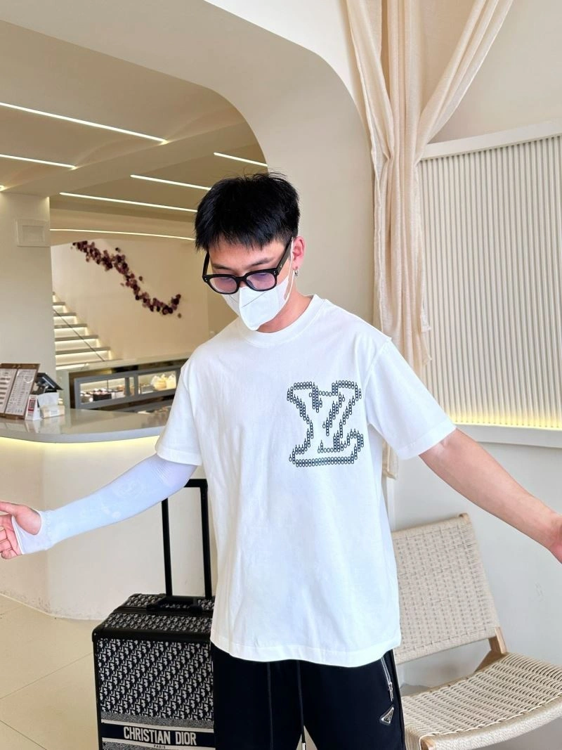 Classic Louis Vuitton T-Shirts 132273