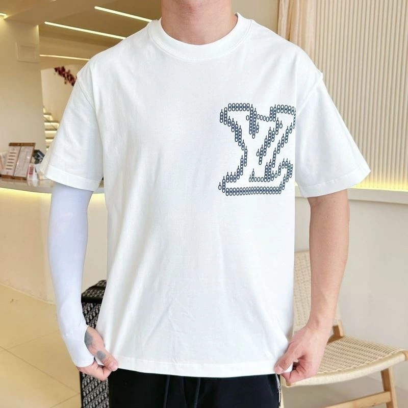 Classic Louis Vuitton T-Shirts 132273