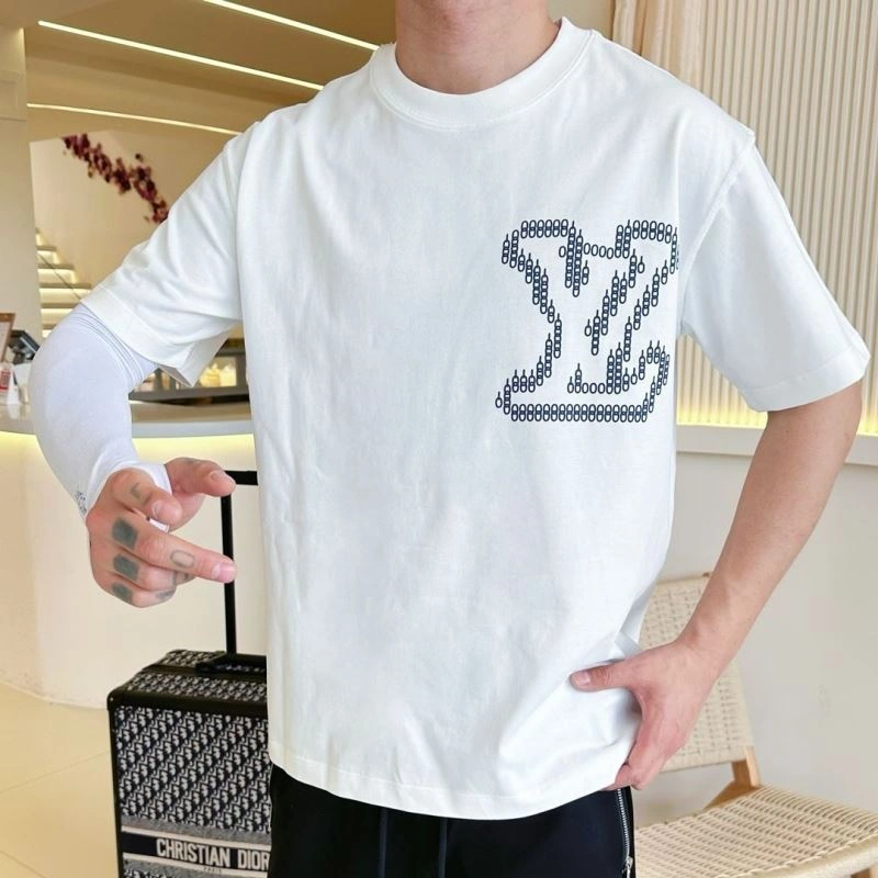Classic Louis Vuitton T-Shirts 132273