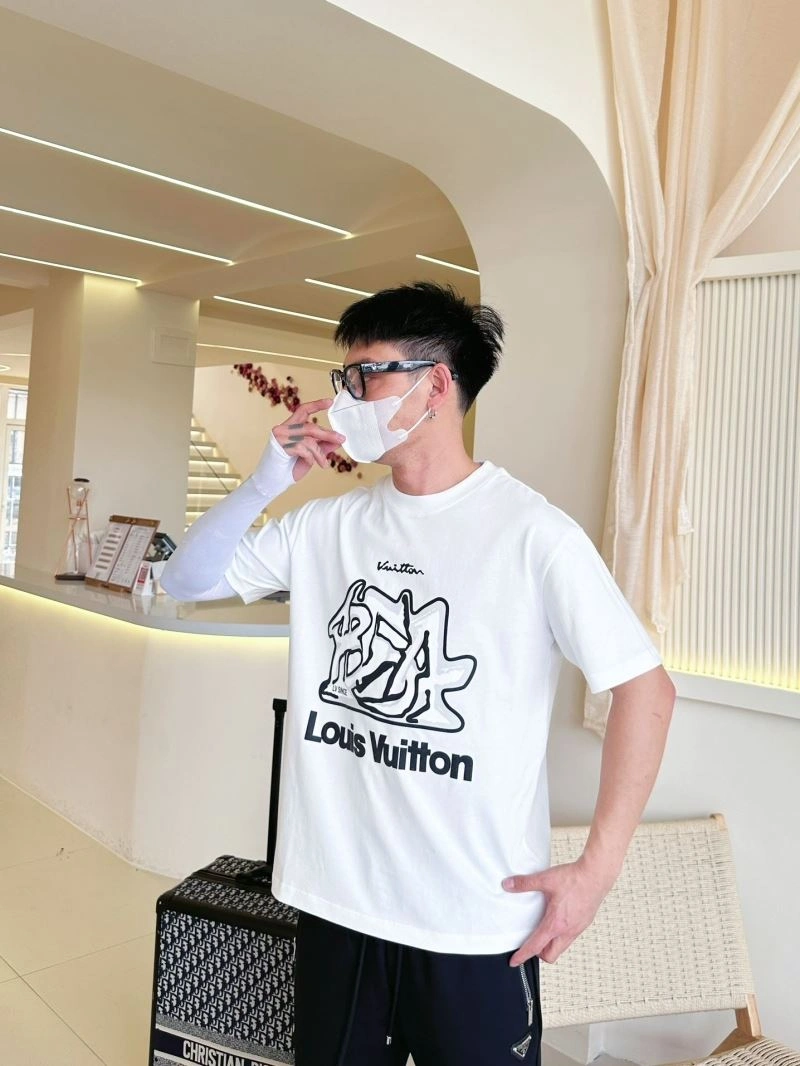 Efficient Louis Vuitton T-Shirts 132272