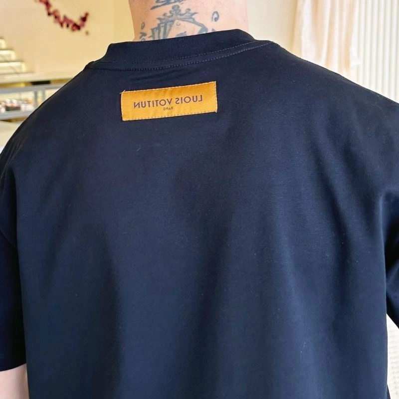 Lightweight Louis Vuitton T-Shirts 132271