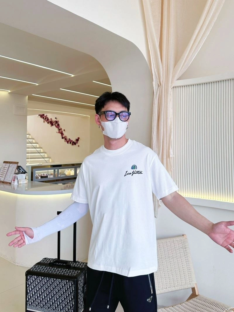Louis Vuitton T-Shirts Reliable 132260