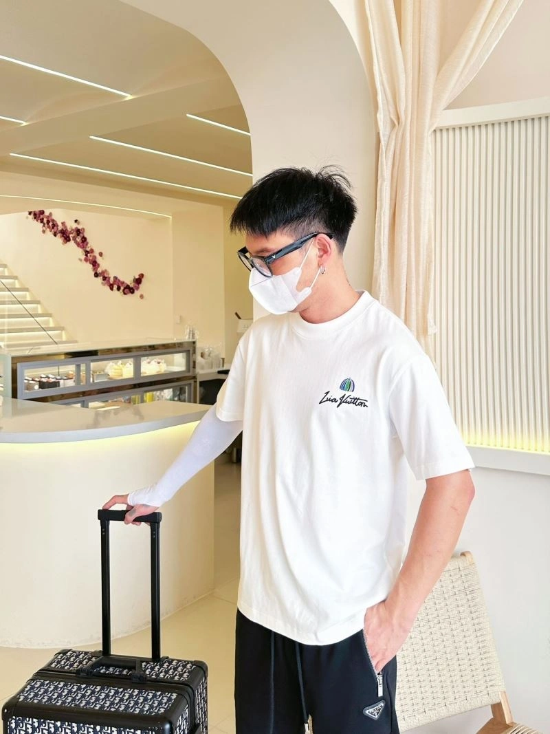 Louis Vuitton T-Shirts Reliable 132260