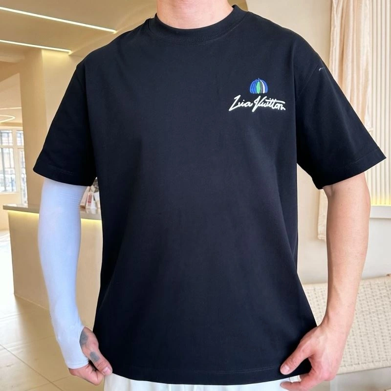 Louis Vuitton T-Shirts Timeless 132318