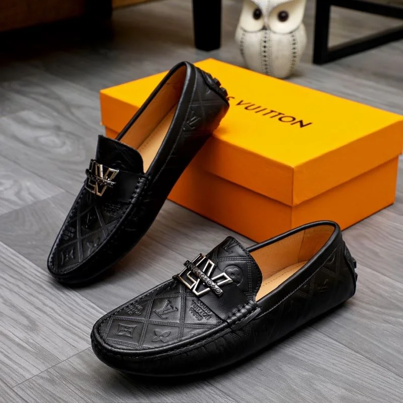 Louis Vuitton Tods Shoes Sleek 30446