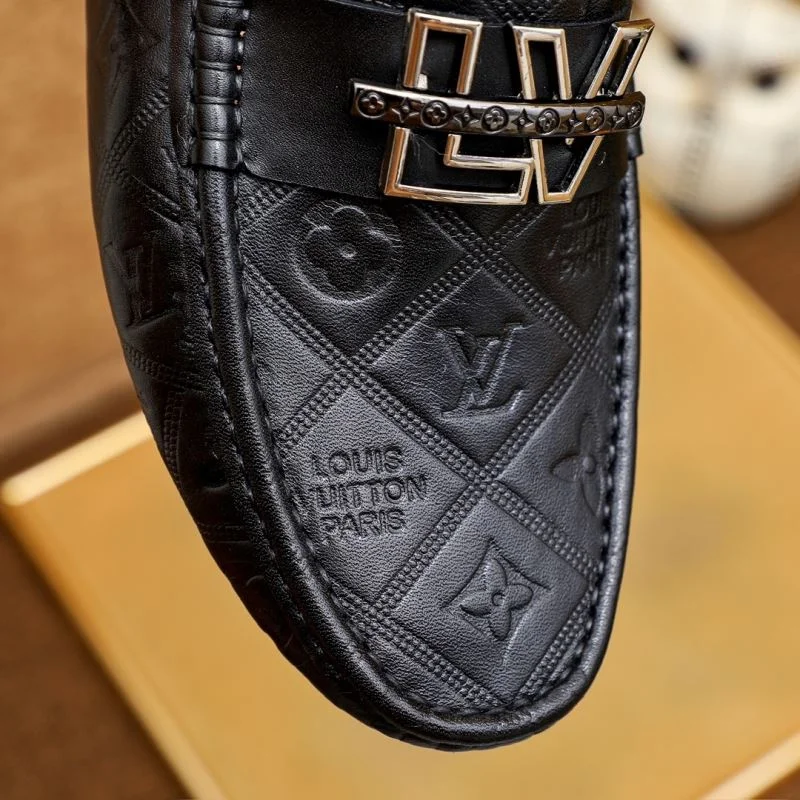 Louis Vuitton Tods Shoes Sleek 30446
