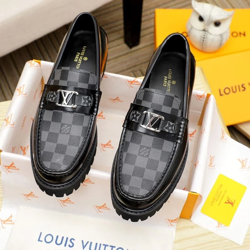 Louis Vuitton Tods Shoes AllSeason 30440