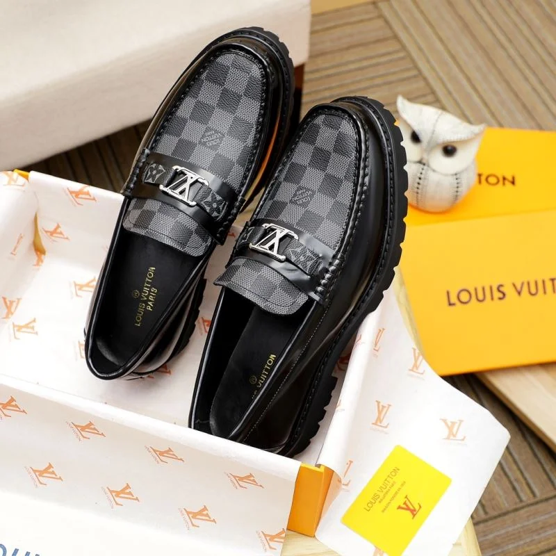 Louis Vuitton Tods Shoes AllSeason 30440