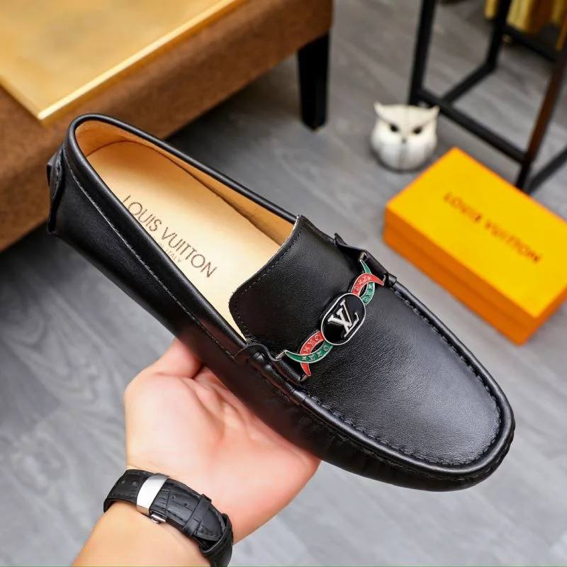 Louis Vuitton Tods Shoes UrbanChic 30401