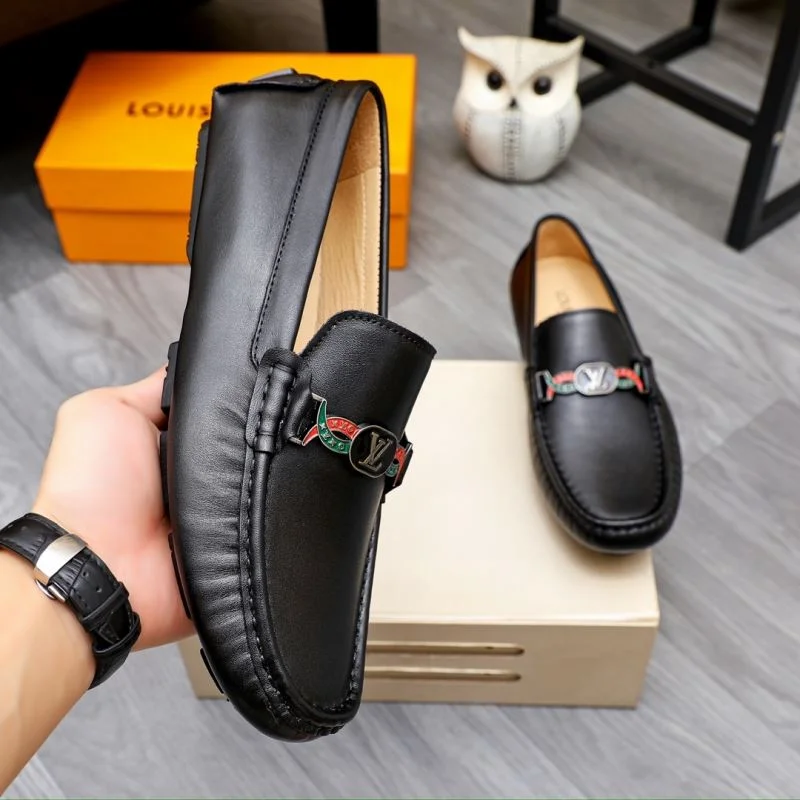 Louis Vuitton Tods Shoes UrbanChic 30401