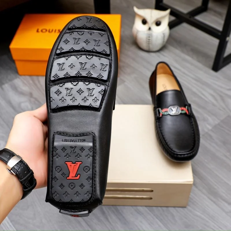 Louis Vuitton Tods Shoes UrbanChic 30401