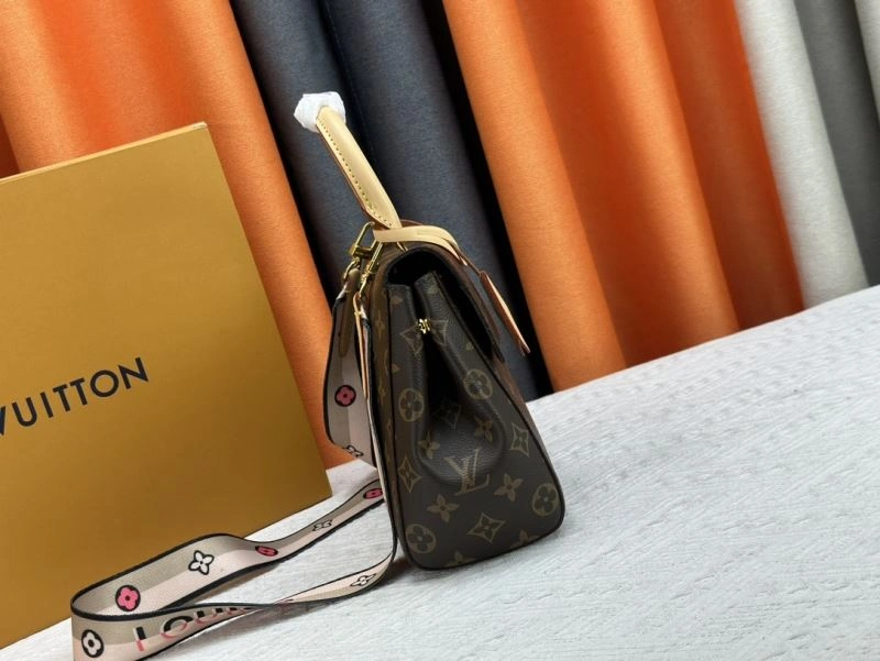 RelaxedFit Louis Vuitton Top Handle Bags 80355