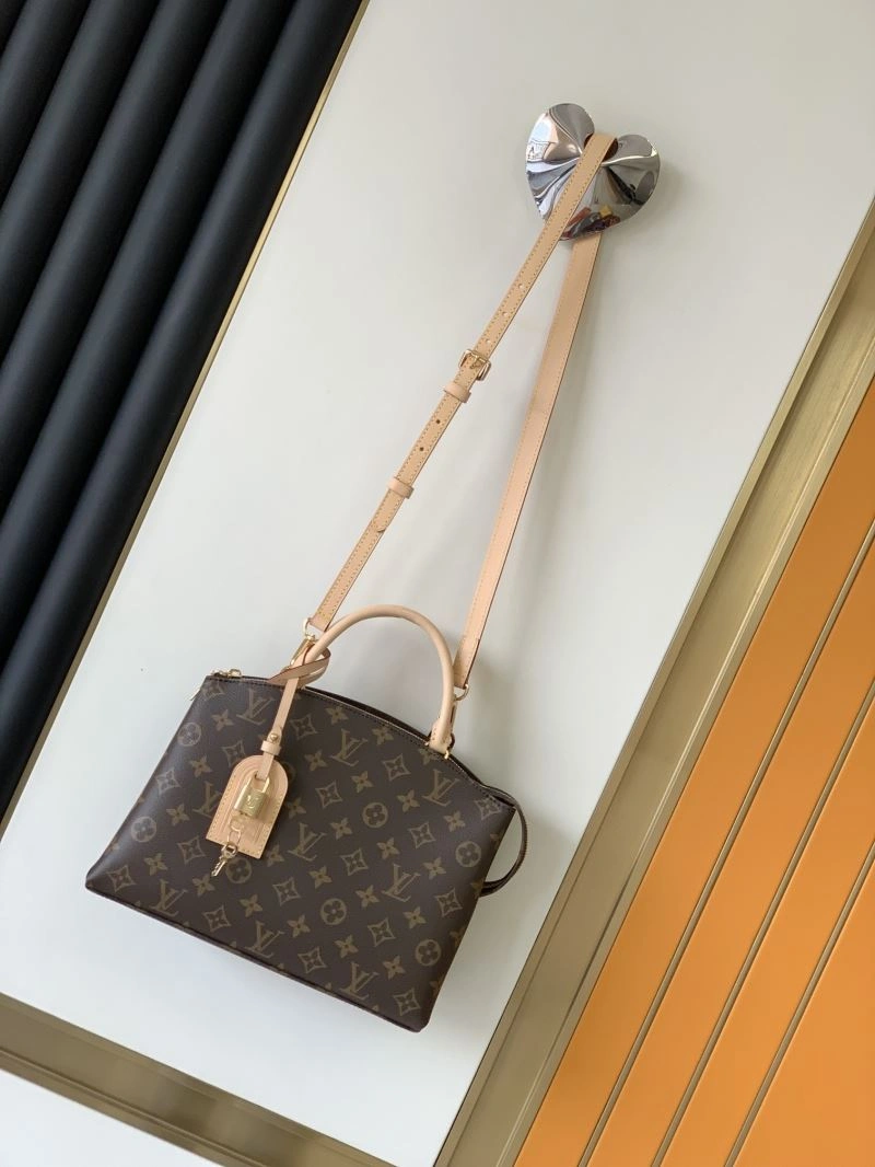 Louis Vuitton Top Handle Bags Cozy 93700