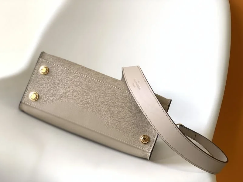 Breathable Louis Vuitton Top Handle Bags 43237