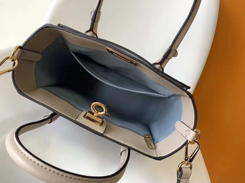Breathable Louis Vuitton Top Handle Bags 43237