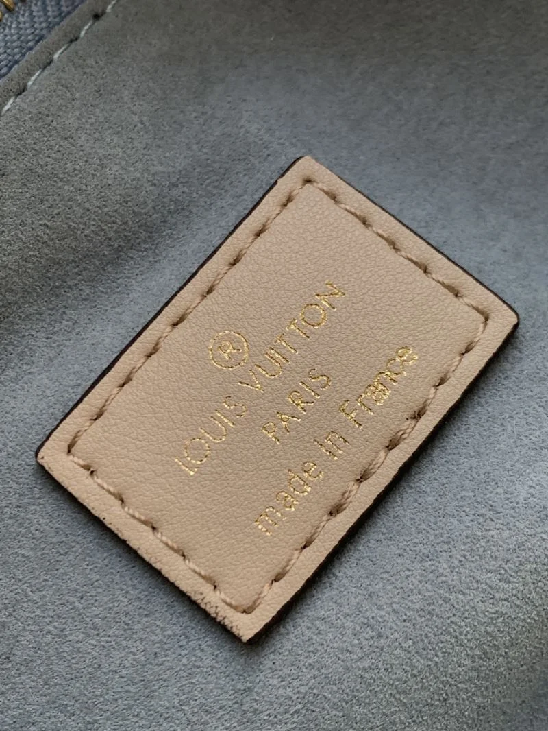 Breathable Louis Vuitton Top Handle Bags 43237