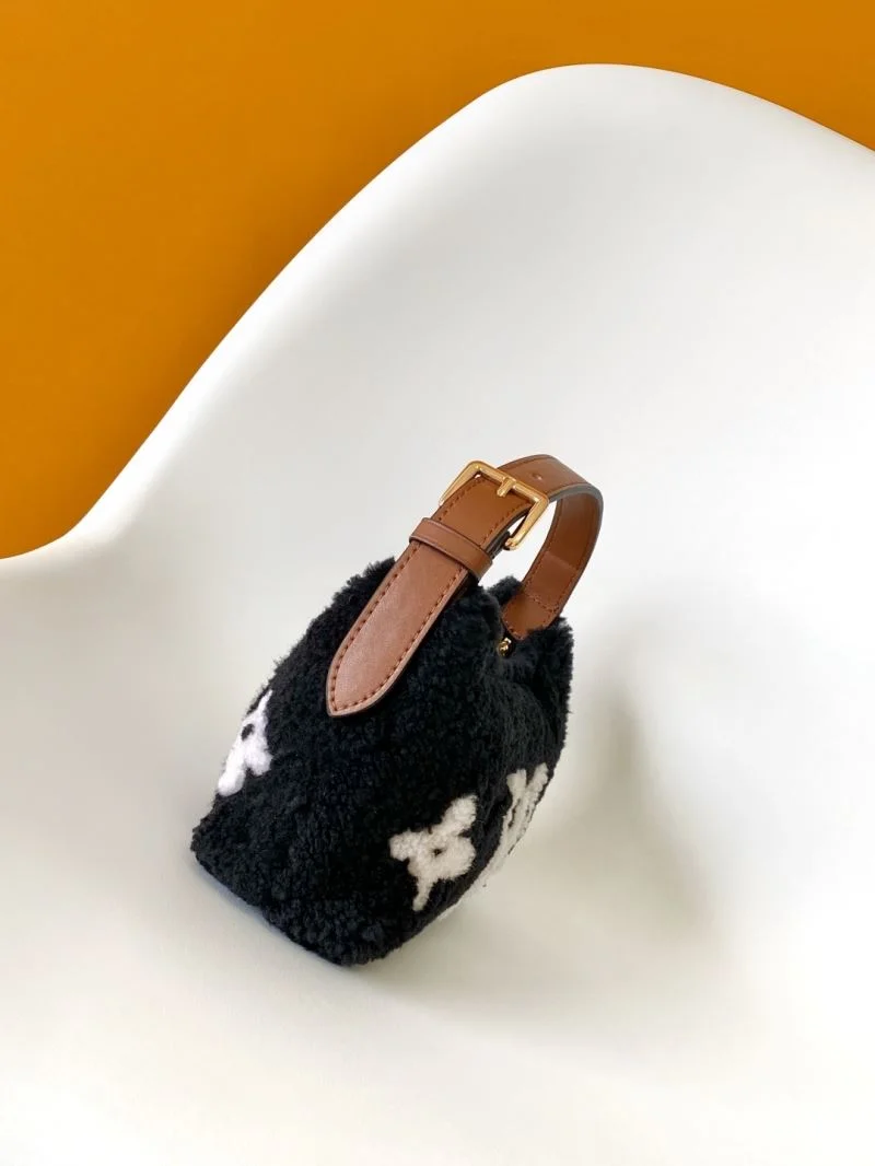 Functional Louis Vuitton Top Handle Bags 43284