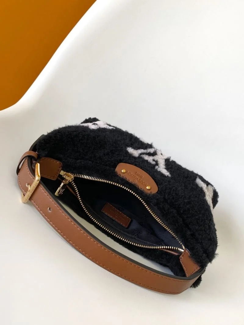 Functional Louis Vuitton Top Handle Bags 43284