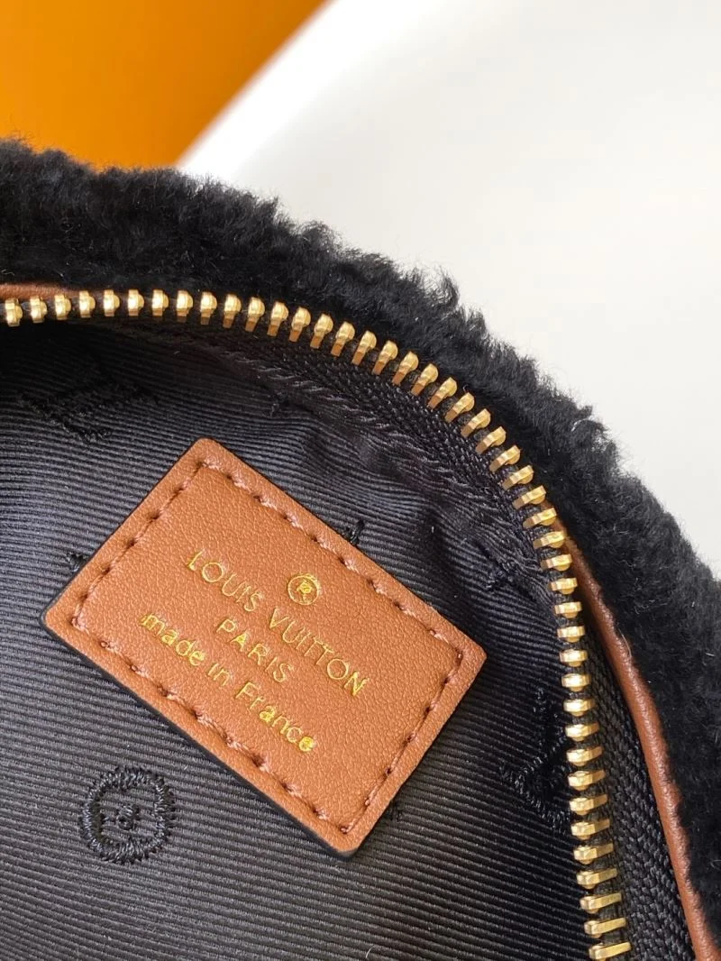 Functional Louis Vuitton Top Handle Bags 43284