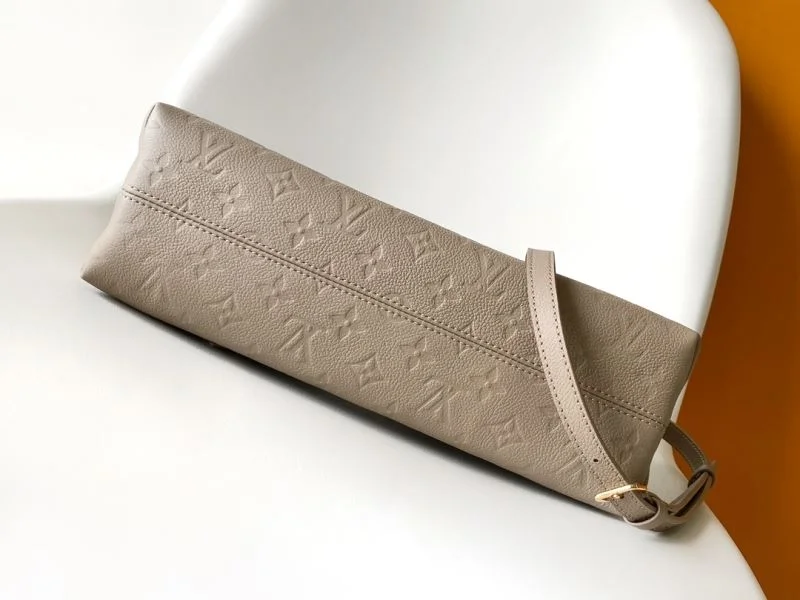OdorResistant Louis Vuitton Top Handle Bags 42294
