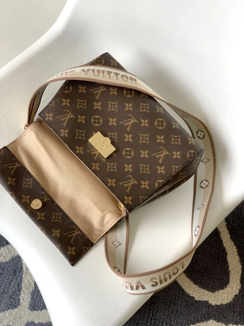 Elegant Louis Vuitton Top Handle Bags 42280
