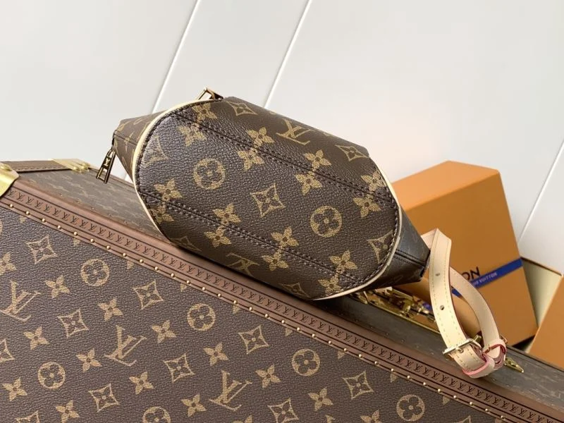 Lightweight Louis Vuitton Top Handle Bags 42277