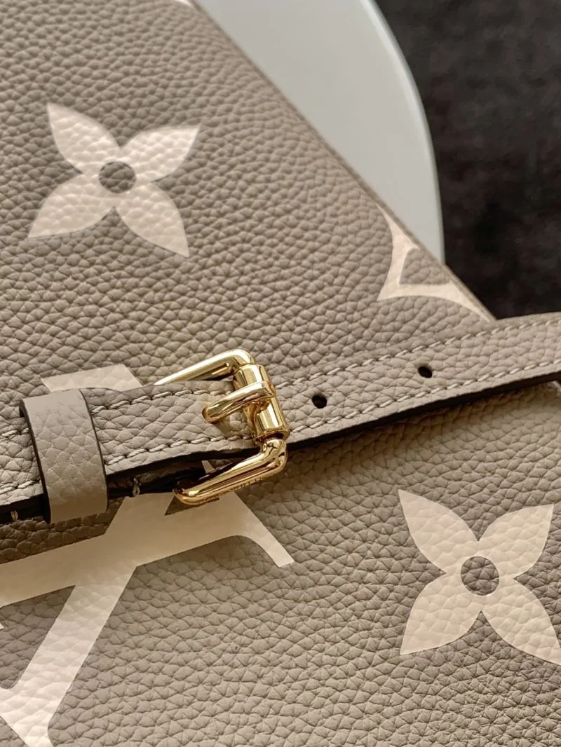 OnTrend Louis Vuitton Top Handle Bags 42282