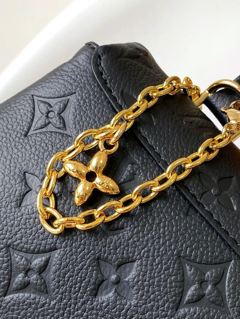 Unisex Louis Vuitton Top Handle Bags 42229