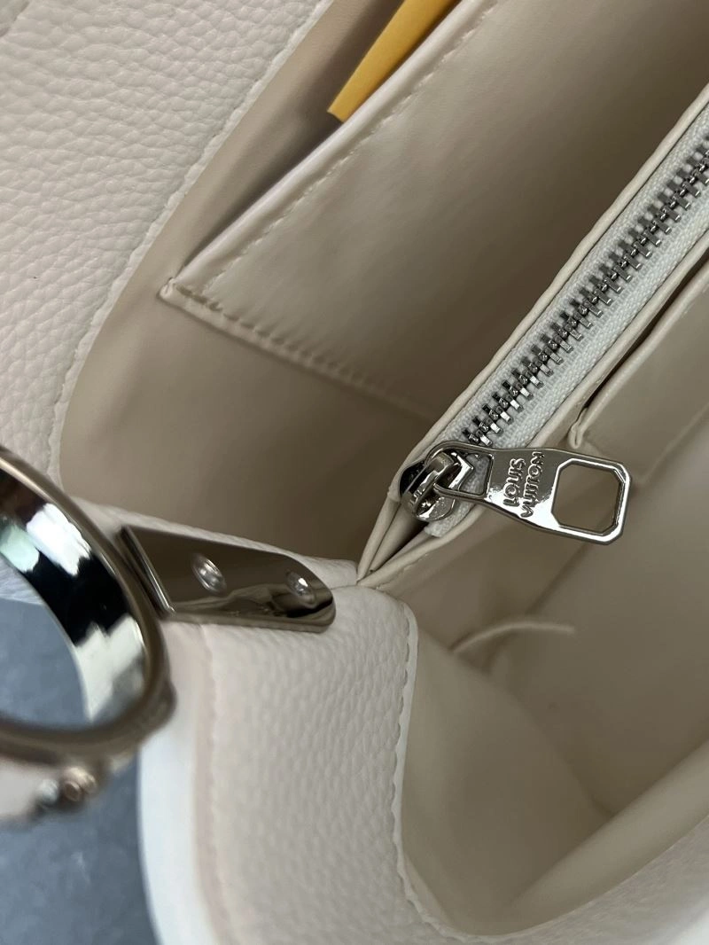 Louis Vuitton Top Handle Bags Versatile 83426