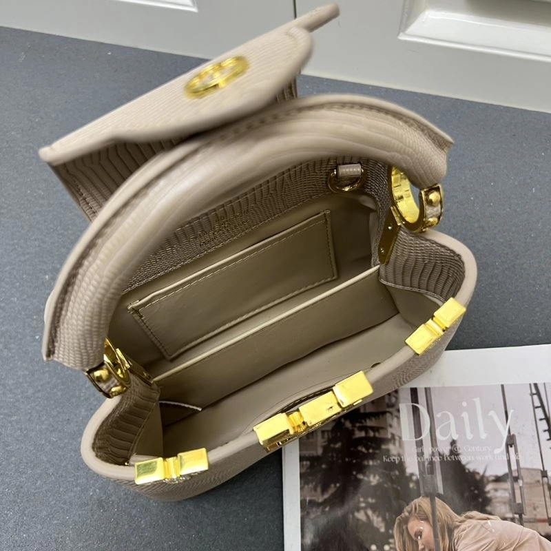 Reliable Louis Vuitton Top Handle Bags 83502