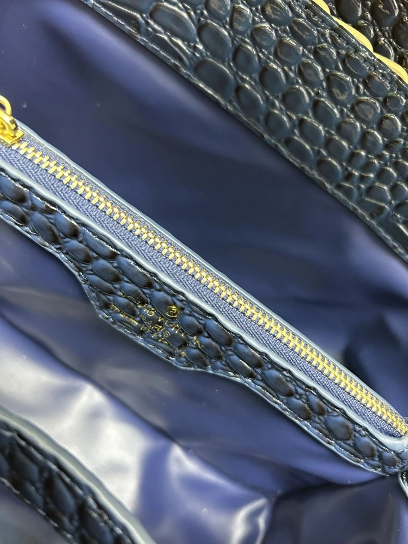 Casual Louis Vuitton Top Handle Bags 83353