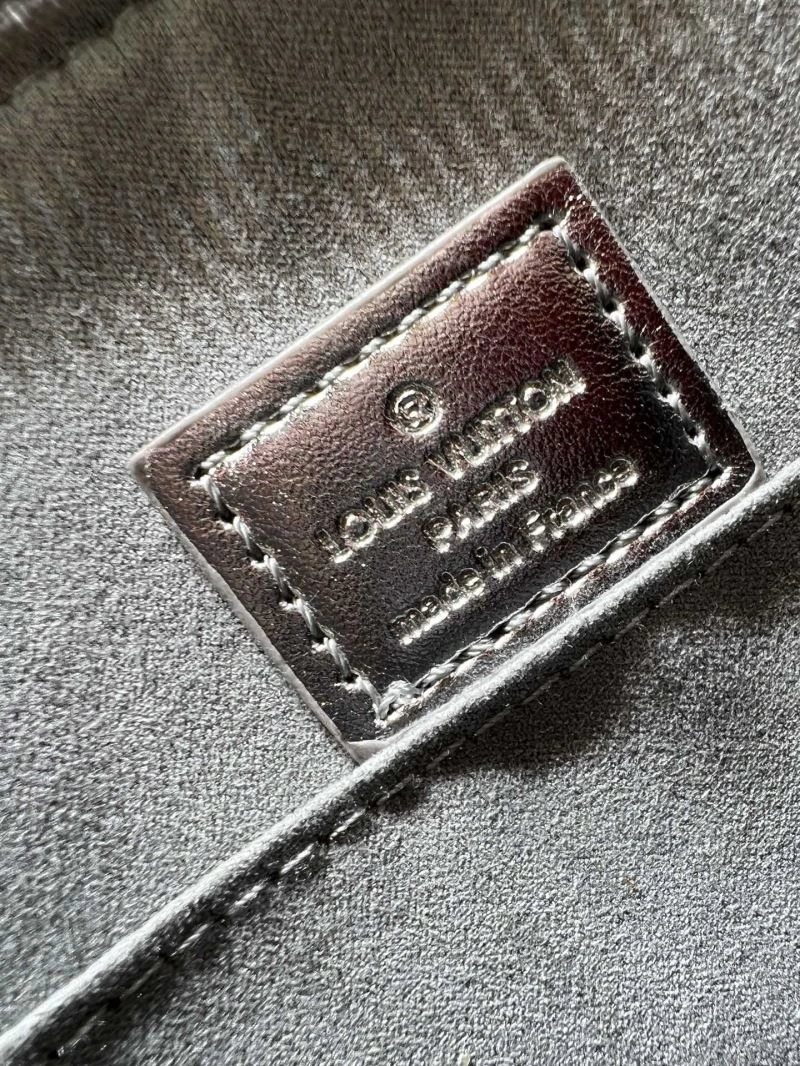 Unique Louis Vuitton Top Handle Bags 80102