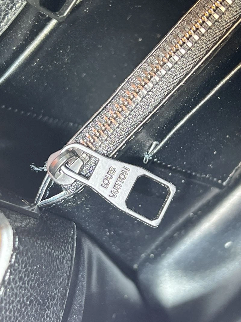 Casual Louis Vuitton Top Handle Bags 80056