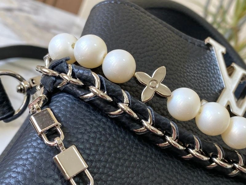 Unique Louis Vuitton Top Handle Bags 80025
