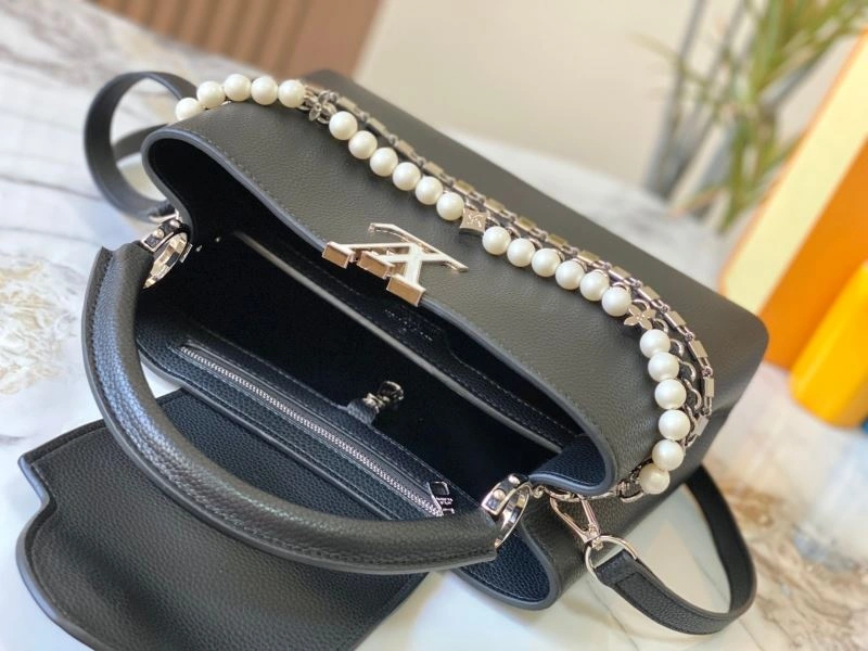 Lightweight Louis Vuitton Top Handle Bags 80019