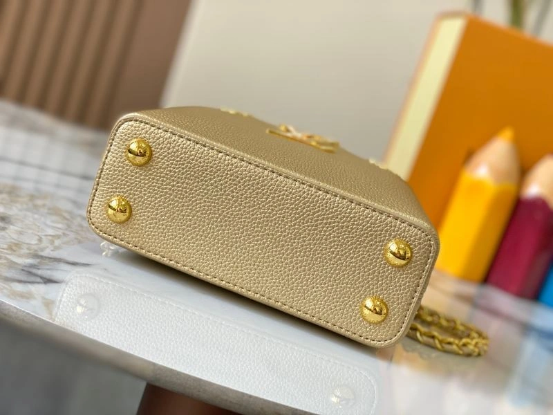 Flexible Louis Vuitton Top Handle Bags 80014