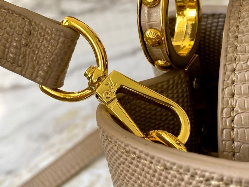 WeatherProof Louis Vuitton Top Handle Bags 79989