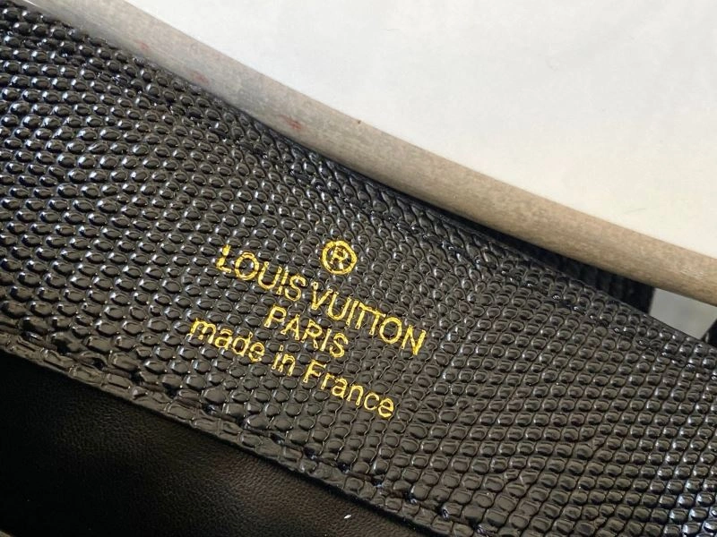 Compact Louis Vuitton Top Handle Bags 80007
