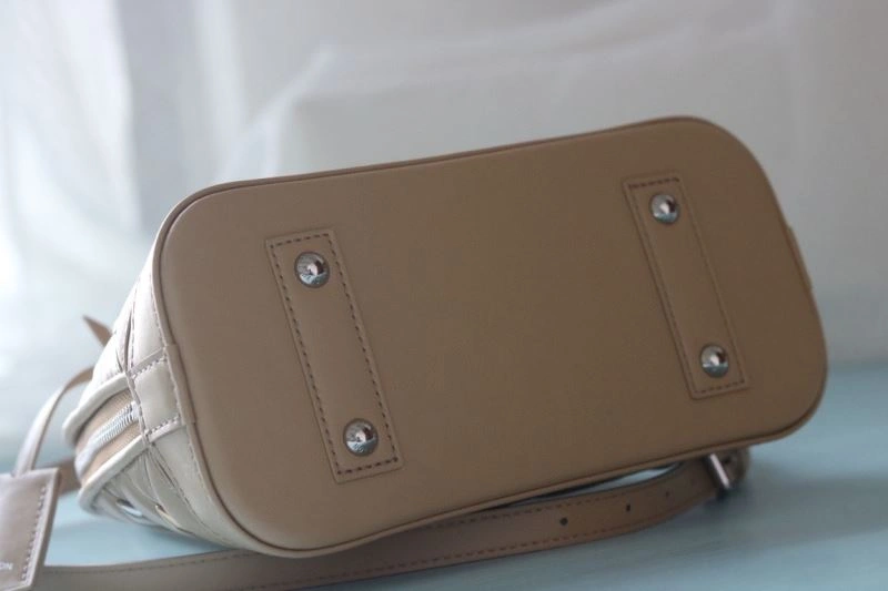 Louis Vuitton Top Handle Bags Lightweight 79969