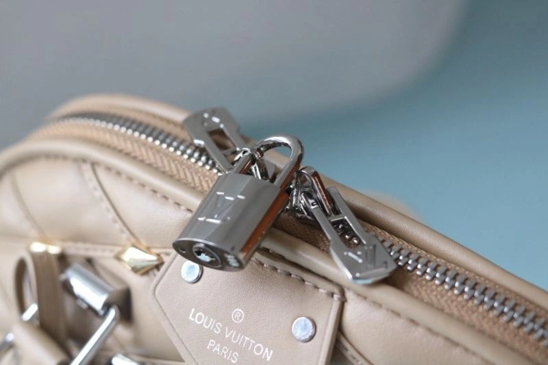 Louis Vuitton Top Handle Bags Lightweight 79969