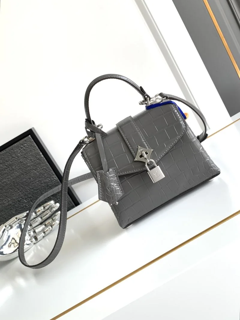 ComfortFit Louis Vuitton Top Handle Bags 41023