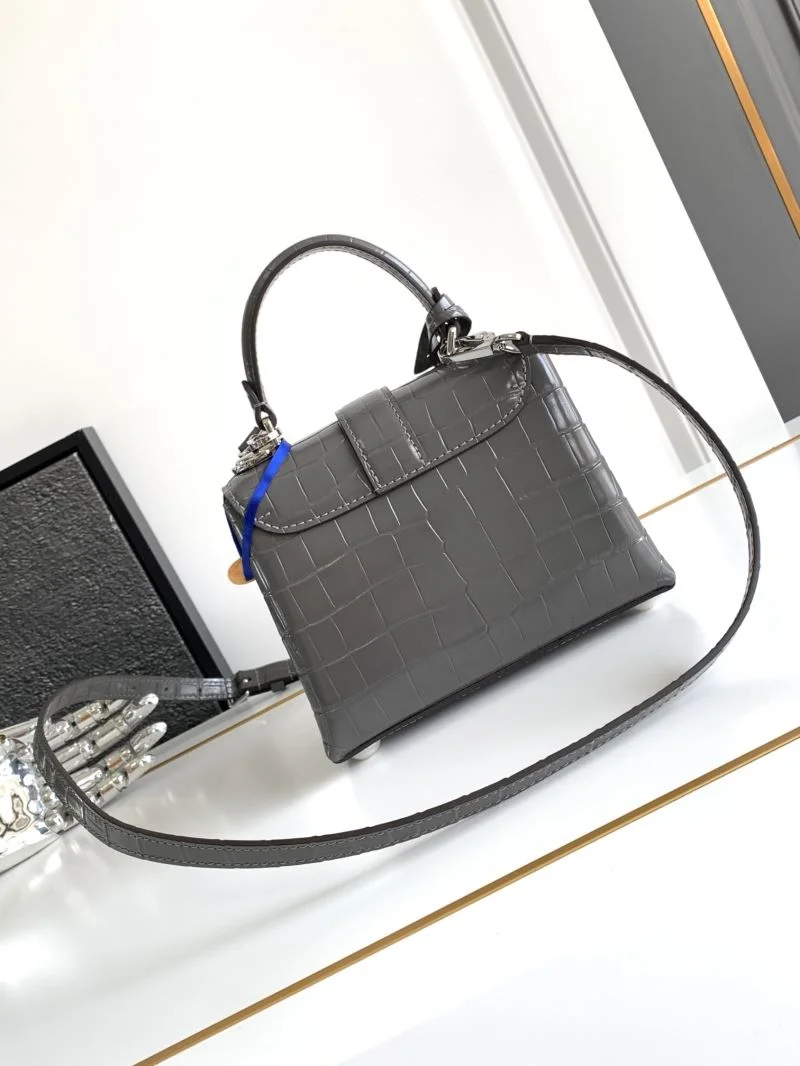 ComfortFit Louis Vuitton Top Handle Bags 41023