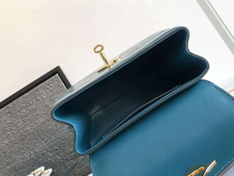 ZeroBulk Louis Vuitton Top Handle Bags 41017